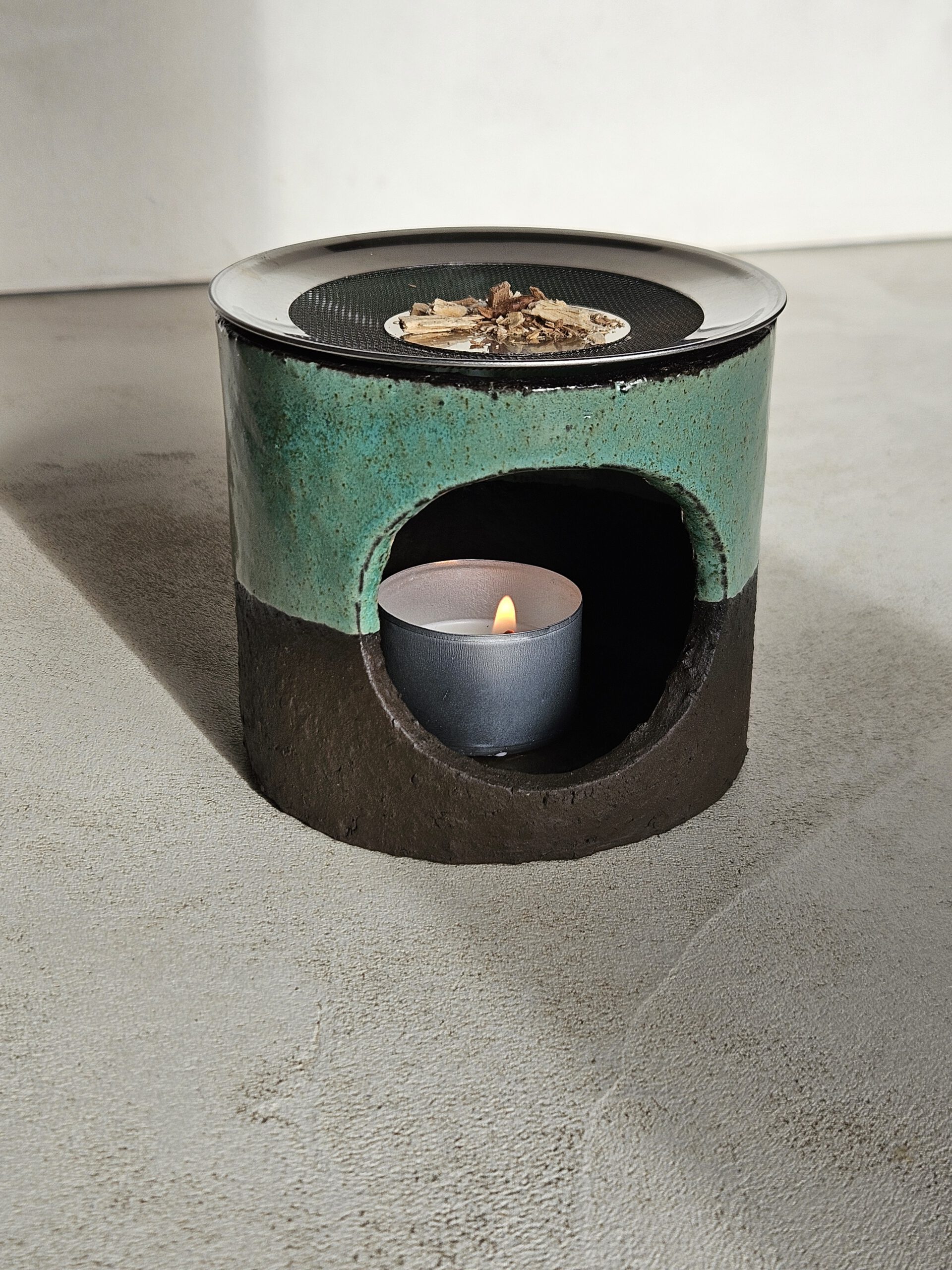 Räucherstövchen "Wald" mit Sieb – Bild 5